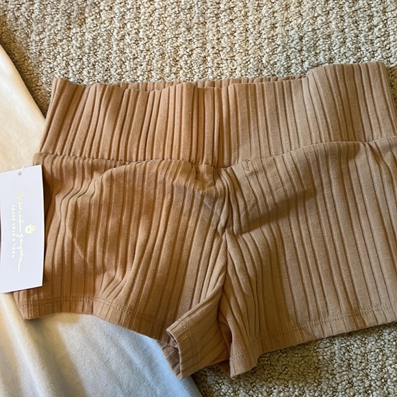 BRAND NEW WITH TAGS SPIRITUAL GANGSTER BUNDLE XS - Picture 2 of 5